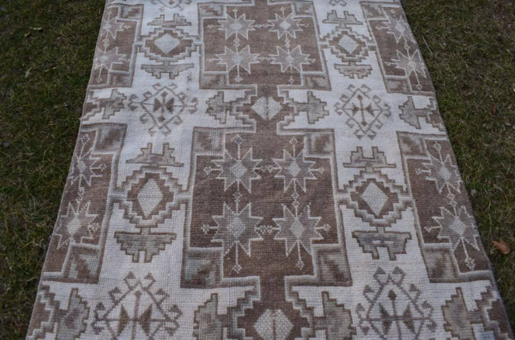 Vintage Turkish Oushak rug 113x192 cm
