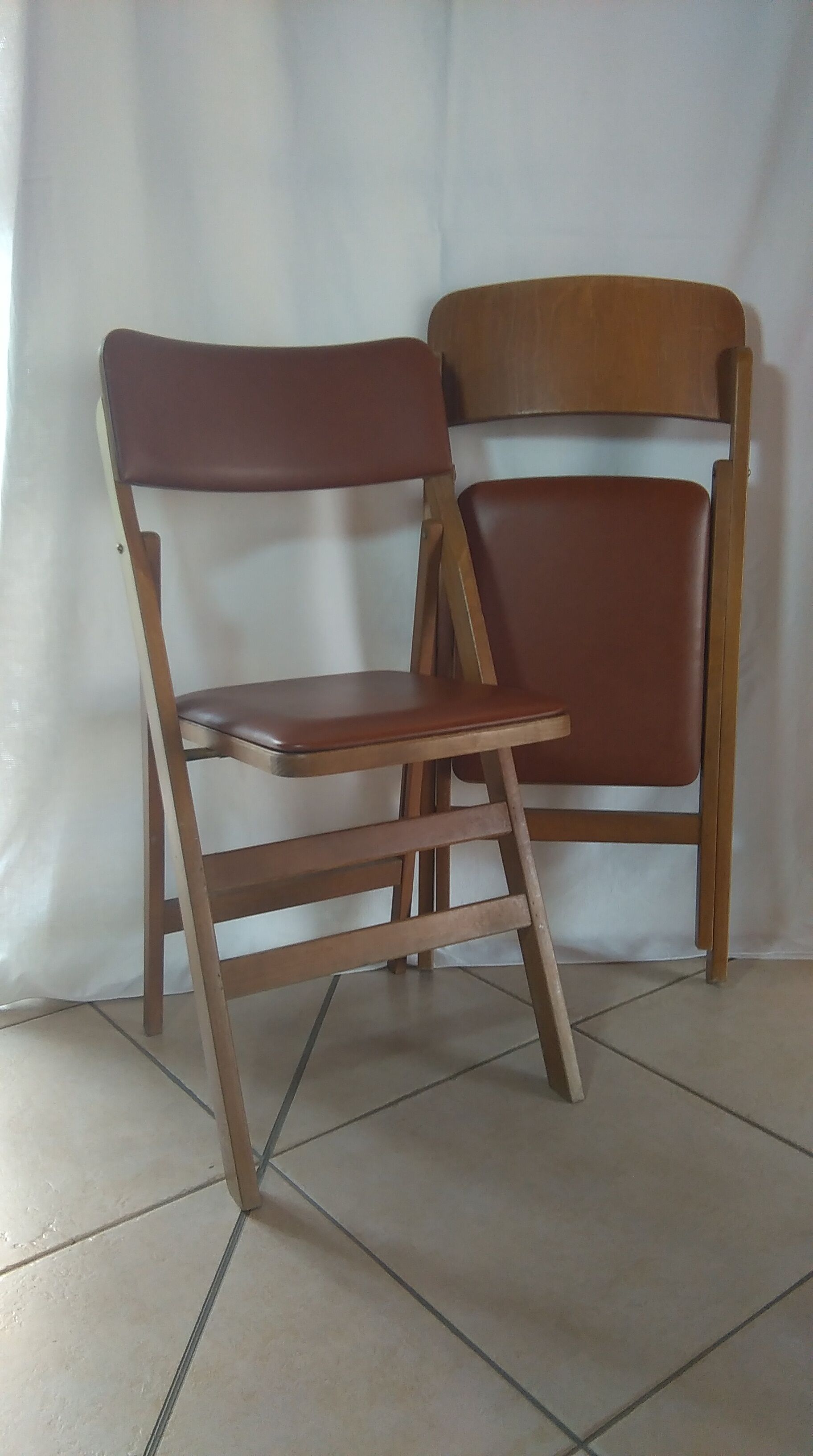 Paire de chaises des années 70