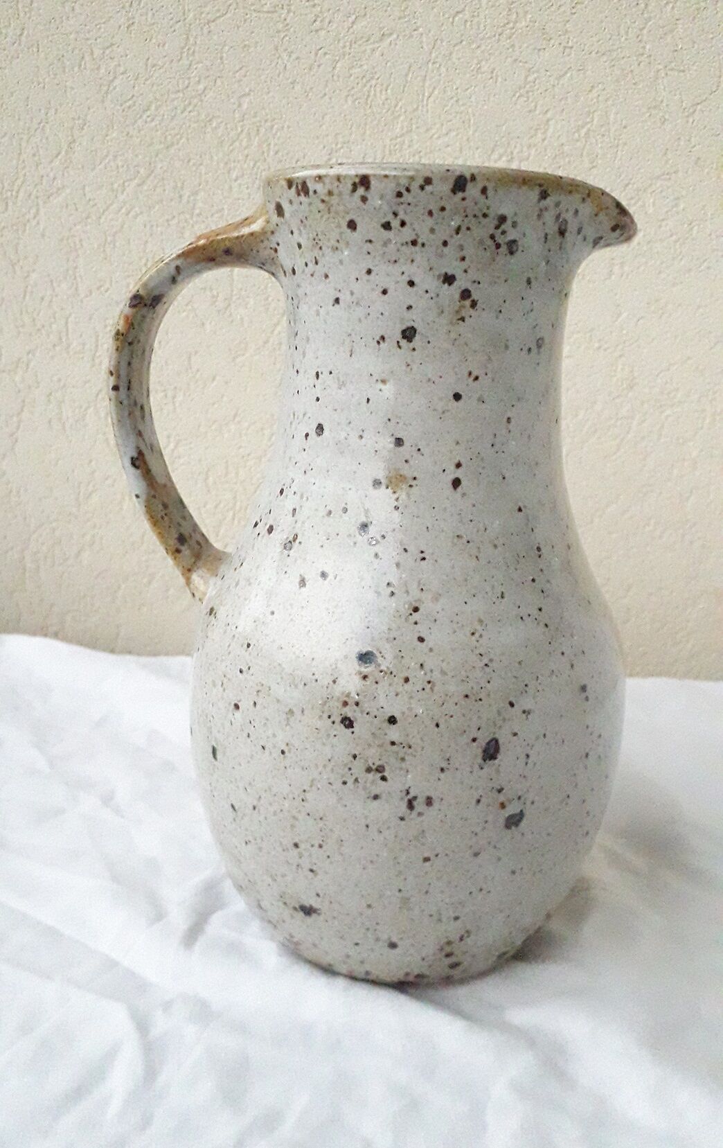 Sandstone pitcher