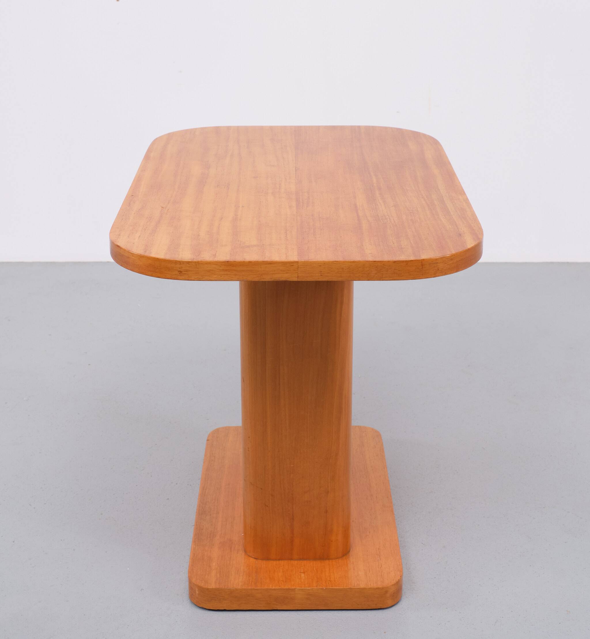 Art Deco Maple wood Coffee table 1920s Holland