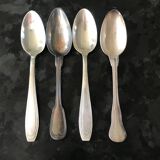 Pop-up Christmas 2022 Set of 4 silver spoons dating from the early twentieth century.