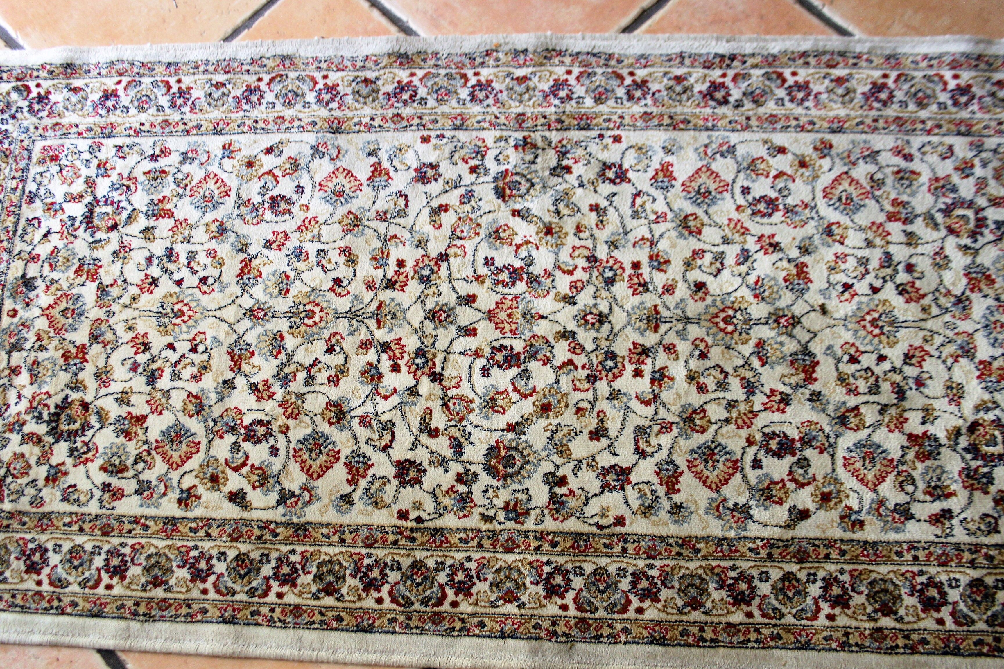 Old Kashmir rug. silk. 150 x 68 cm.