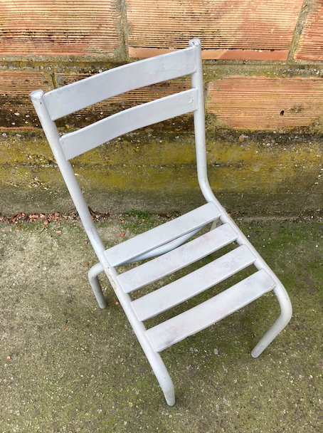 14 metal bistro chairs