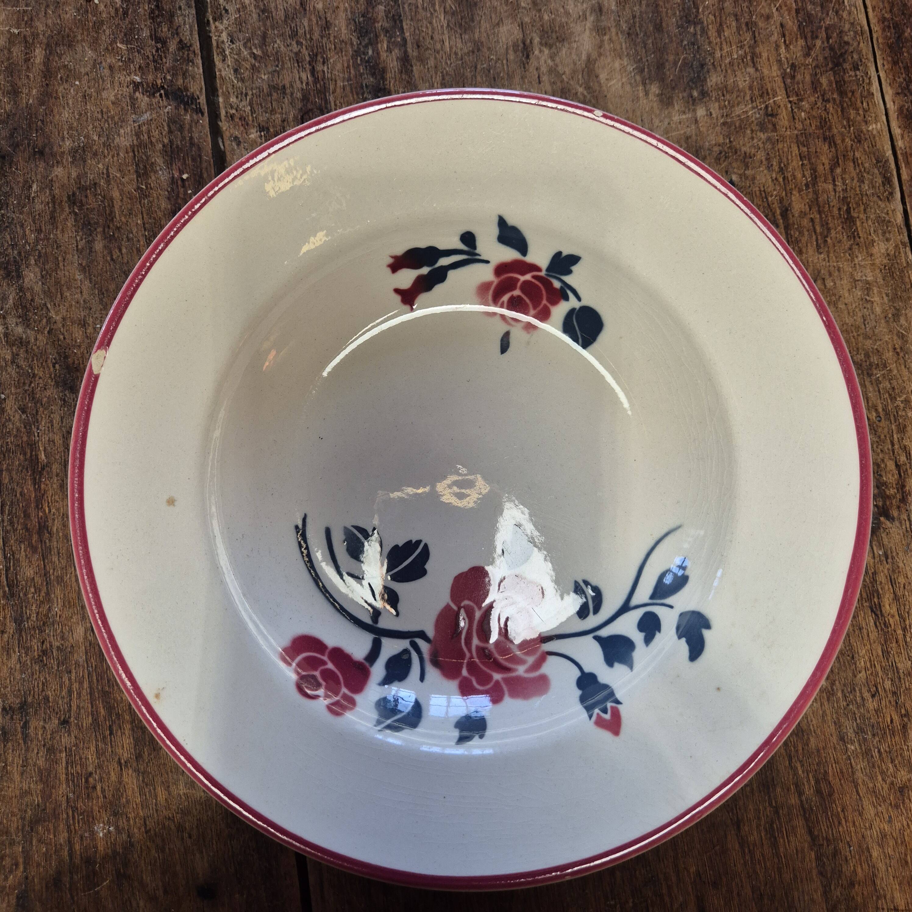 Shallow bowl half porcelain Badonviller rose pattern