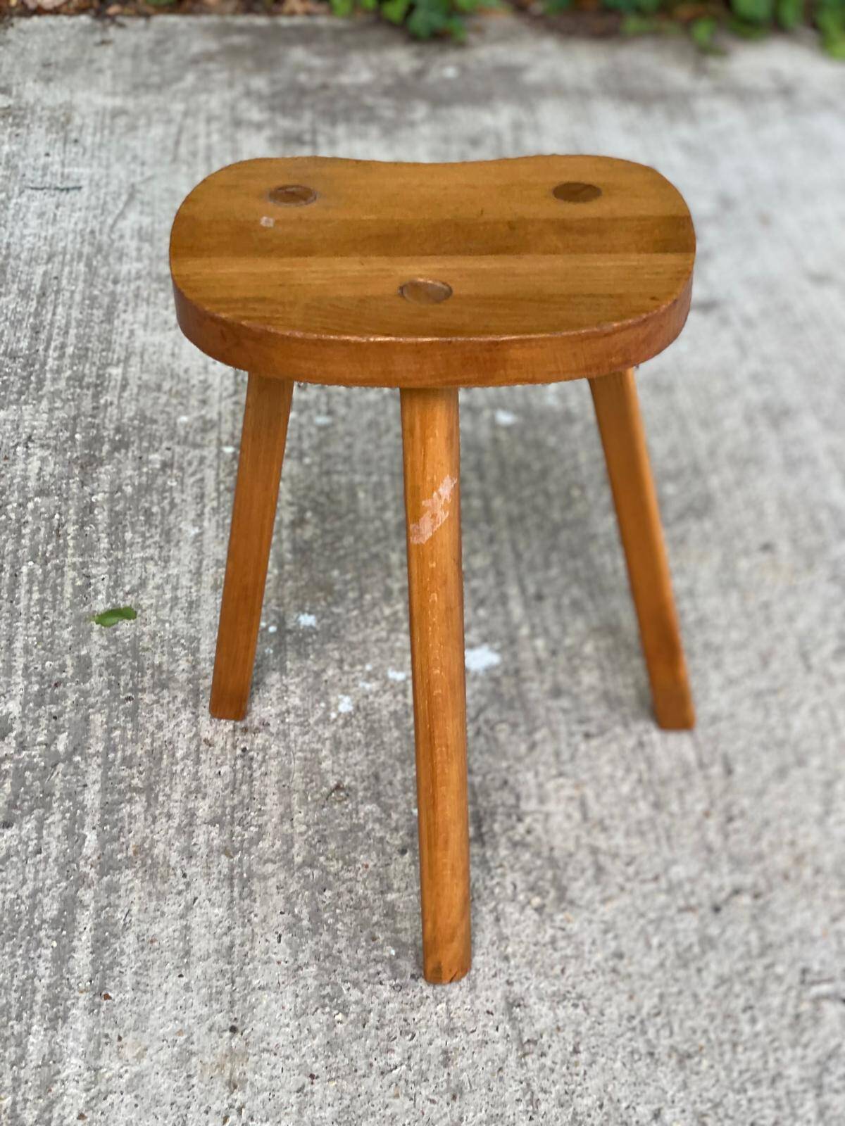 Scandinavian solid wood brutalist tripod stool 1970
