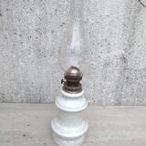 lampe a petrole en porcelaine