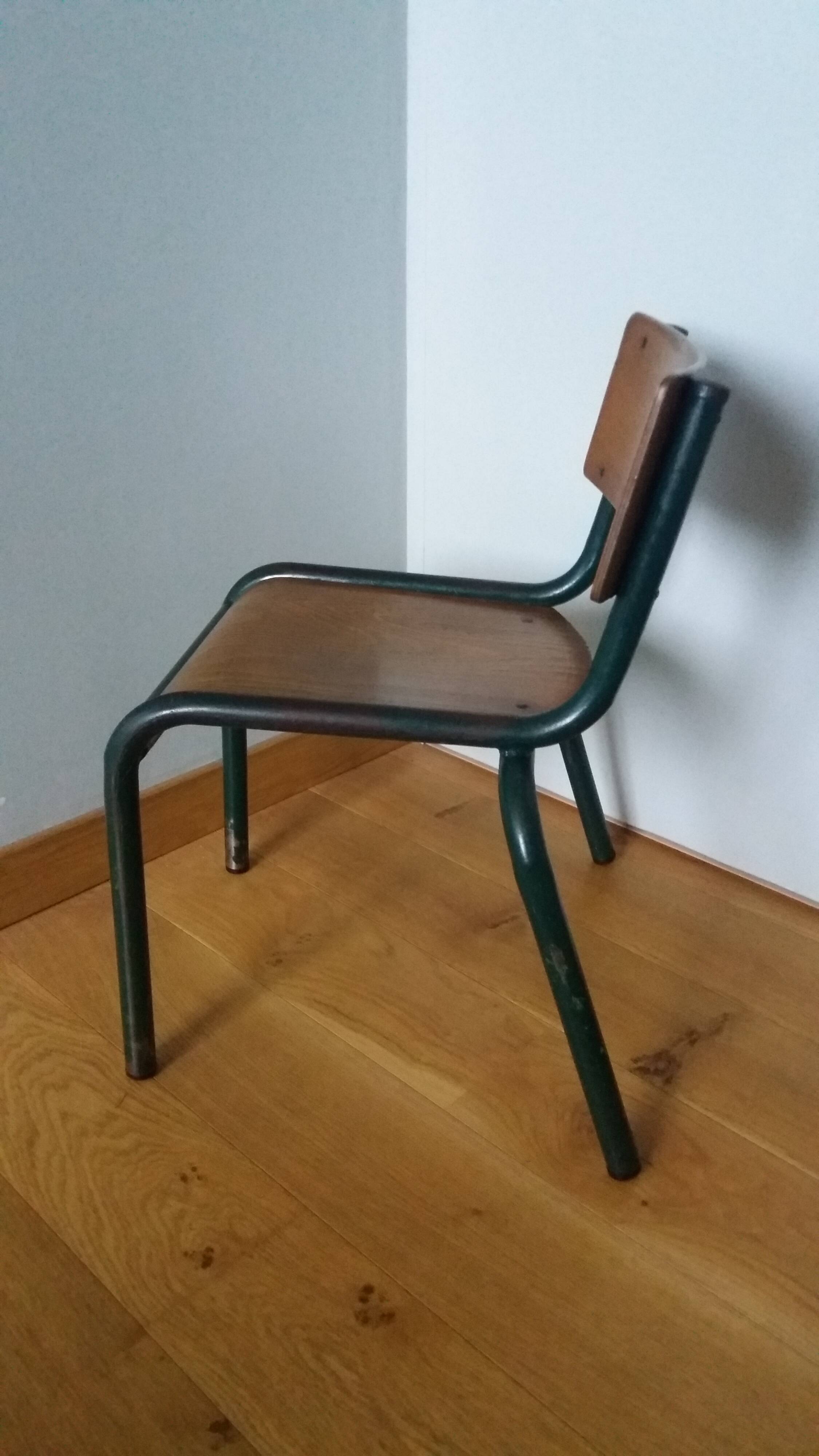 Chaise d’école enfant