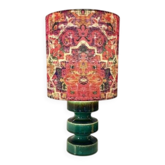 Accent lamp with ceramic vase