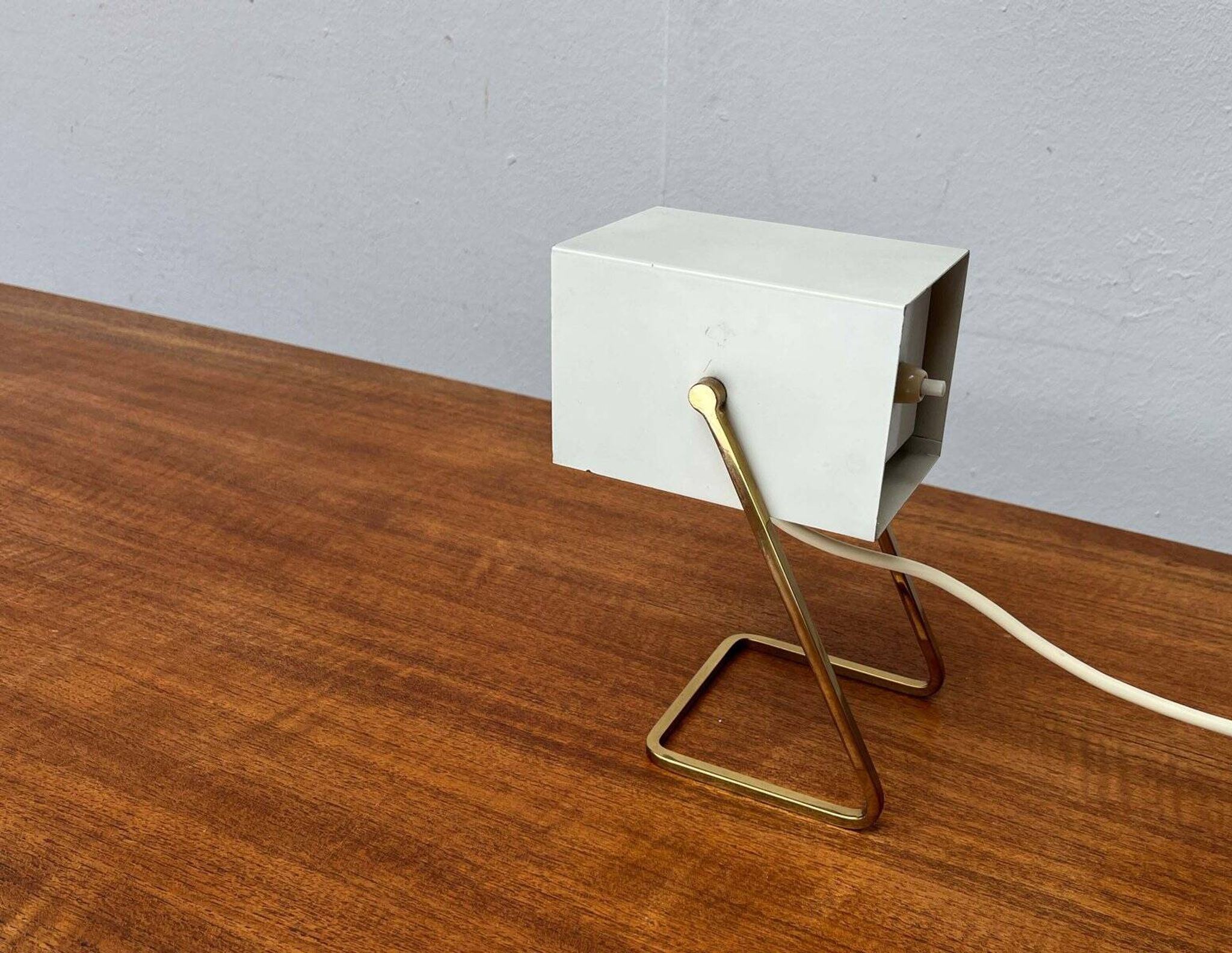 Modern mid-century German cube table lamp by Kaiser Leuchten, 1960s.