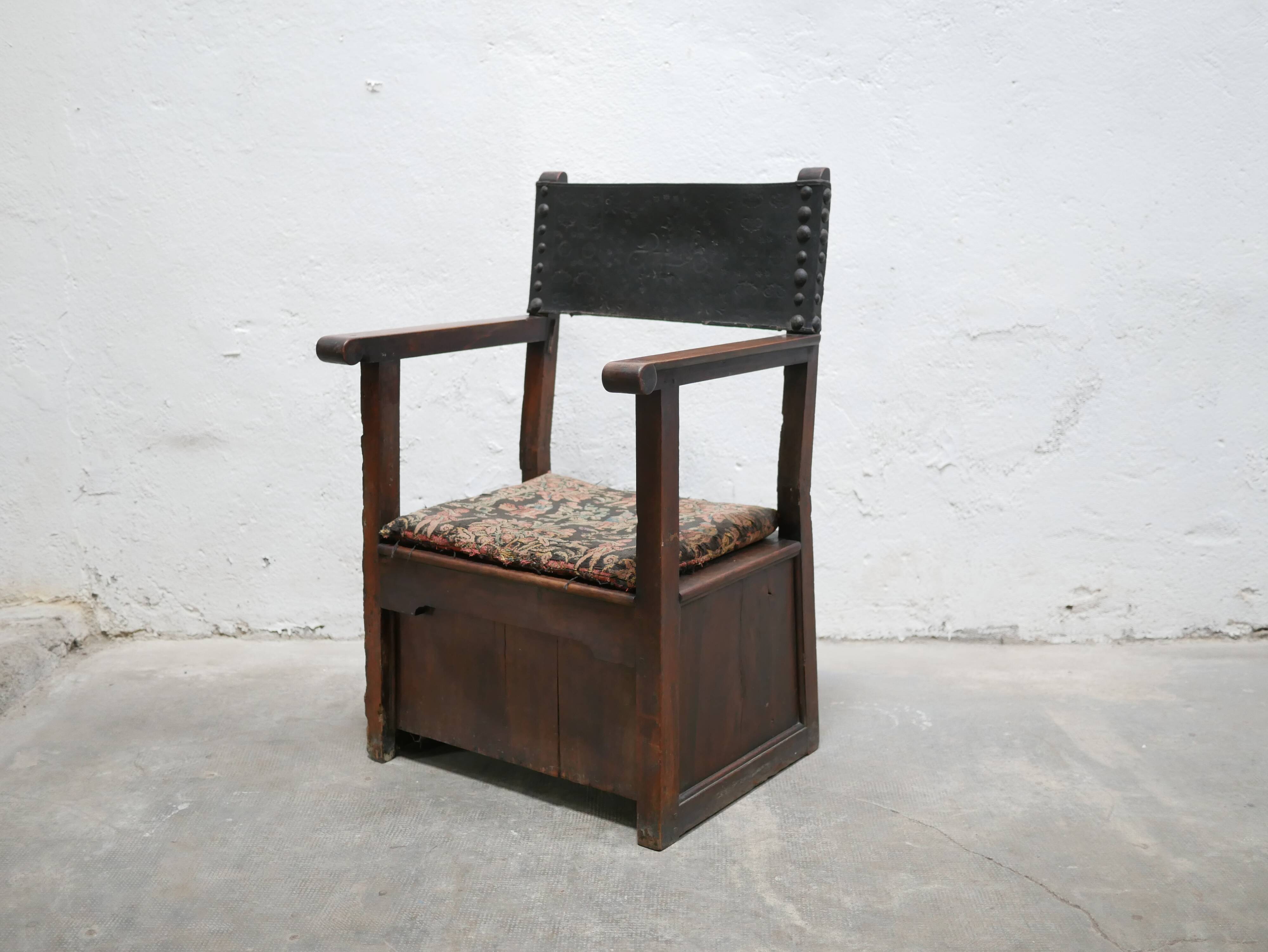 Wooden chest armchair, XIX th