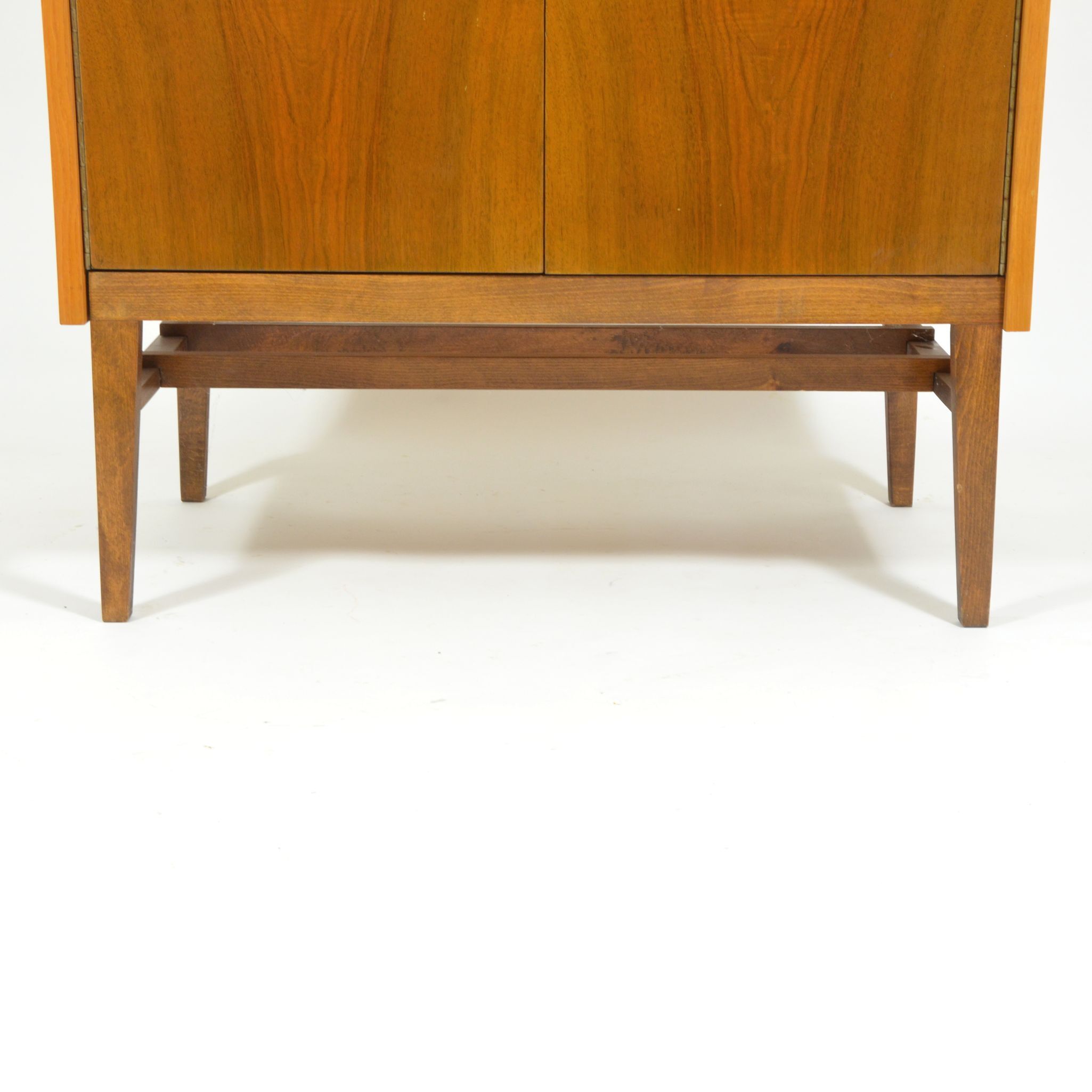 Wardrobe y Frantisek Mezulanik, Czechoslovakia 1965