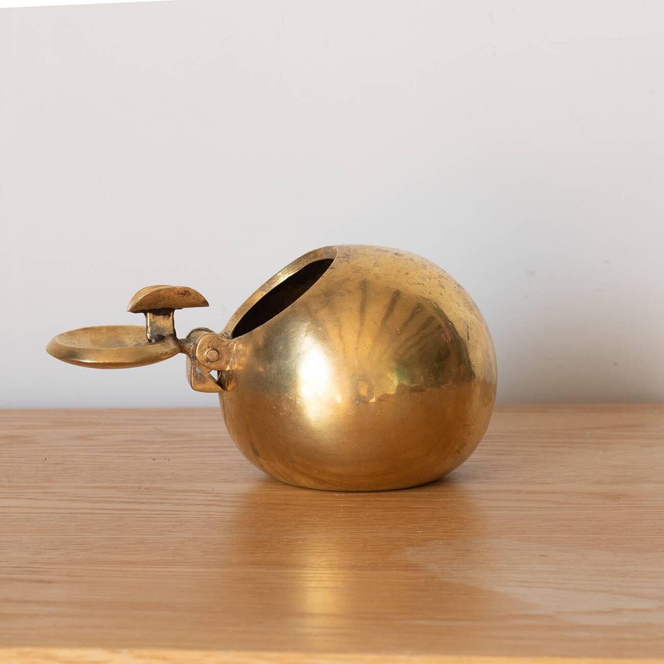 Gilded bronze ashtray by Valenti circa 1950