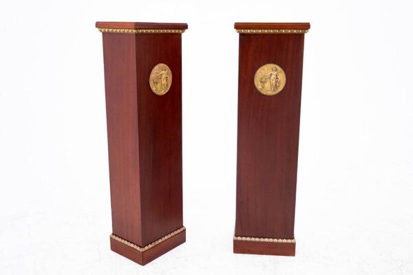 Colonnes Empire, France, vers 1880.