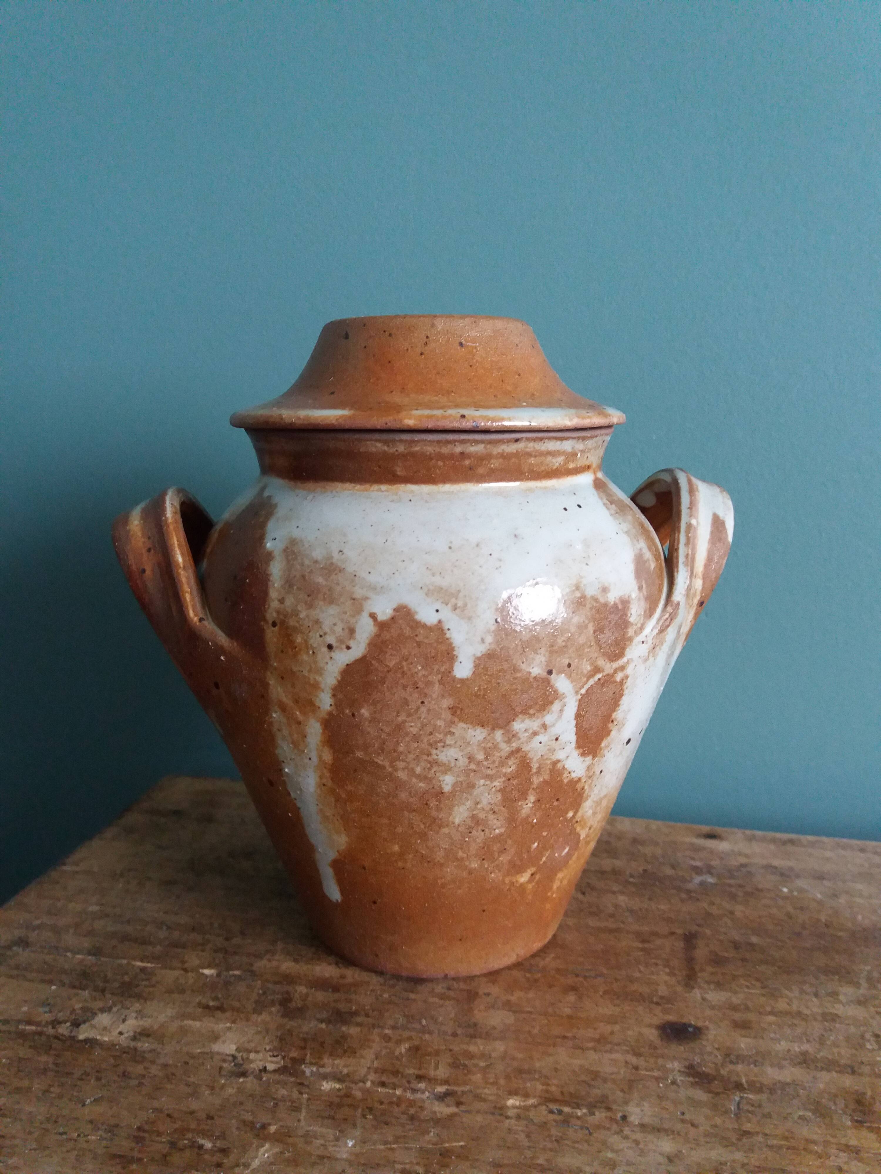 Covered pot condiment pot in Puisaye stoneware