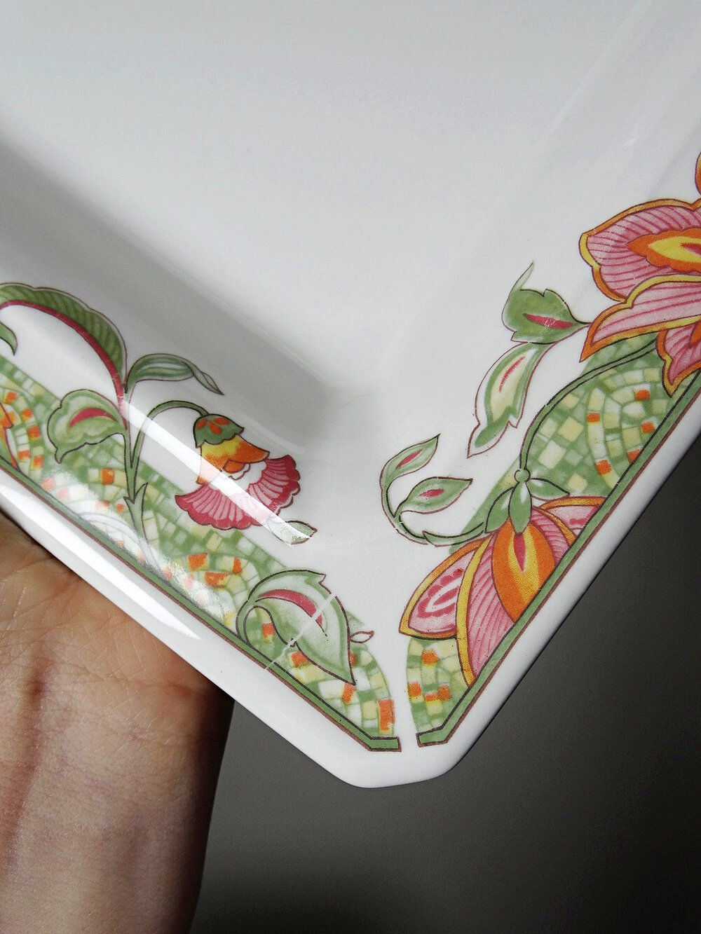 Set of 4 plates/dishes Tiffany Boutique, vintage Italian ceramic