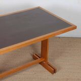 Rectangular pine dining table, 20th-century work.
