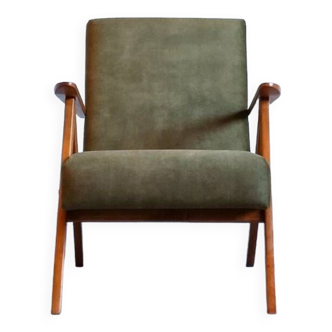 Mid Century Easy Chair Model B - 310 Var in Forest Green Velvet