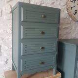 Vintage chest of drawers