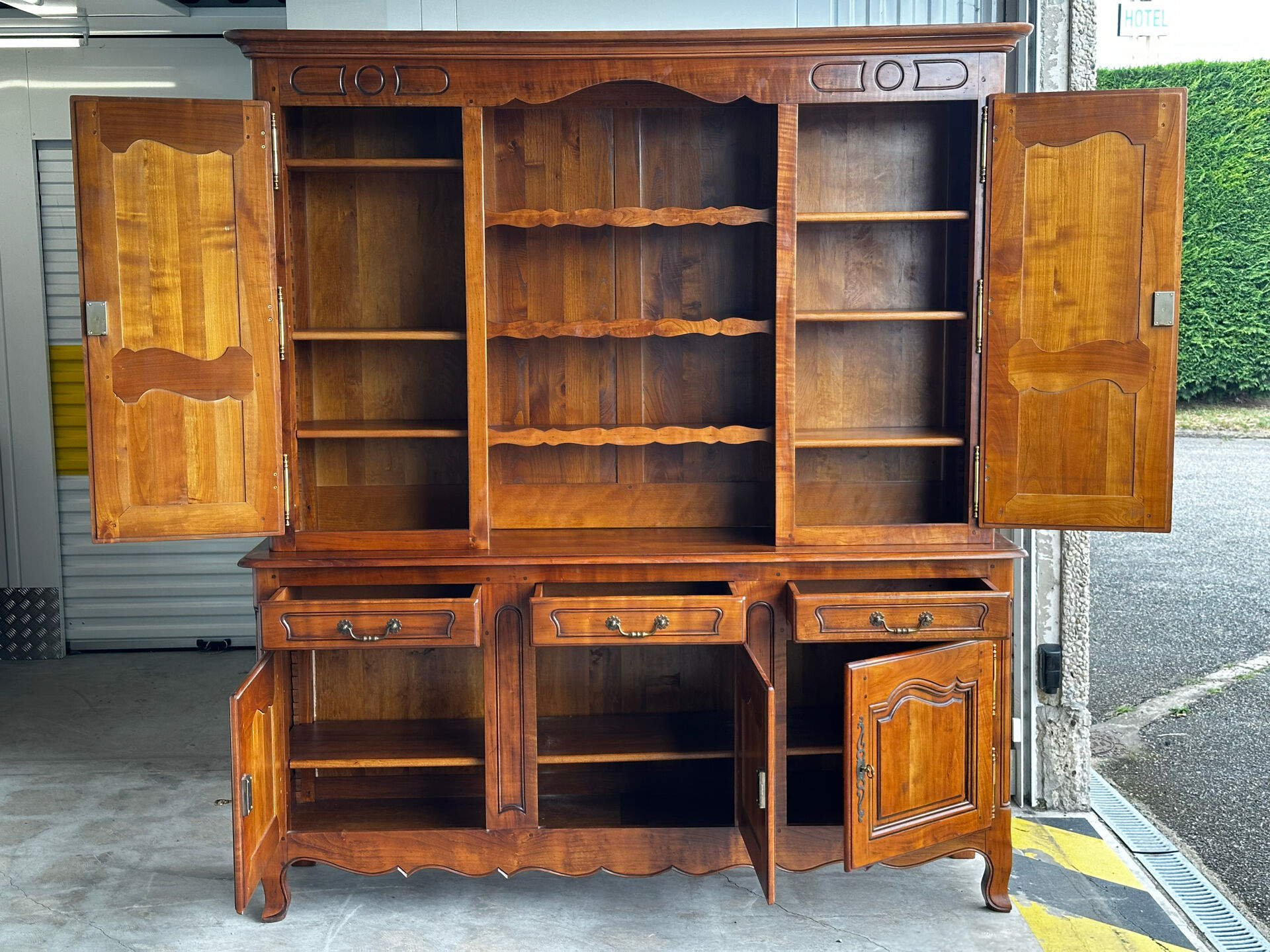 Buffet, rustic sideboard in solid cherry wood, 20th century