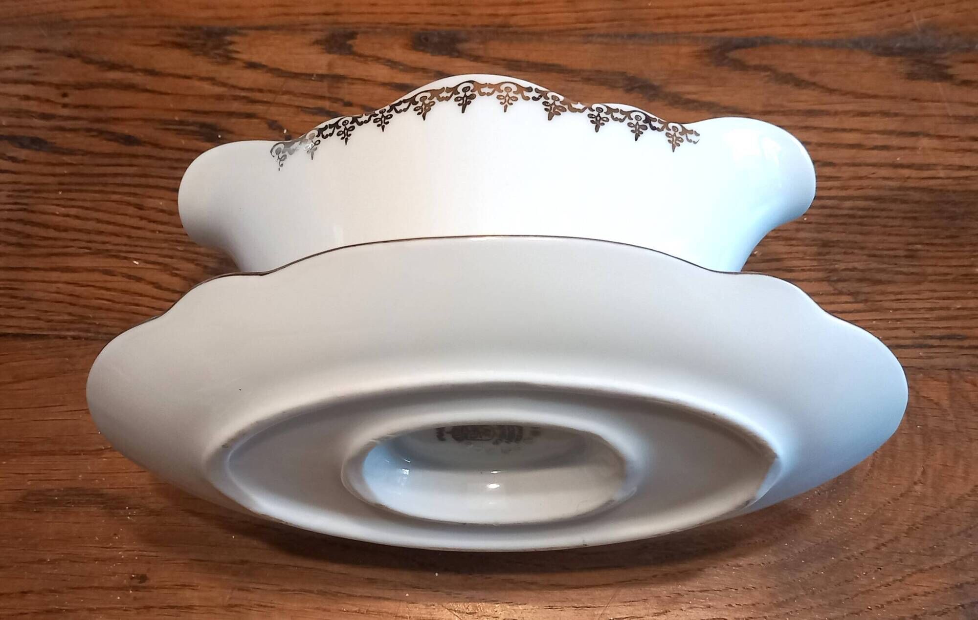 Saucière ancienne en porcelaine allemande Arzberg