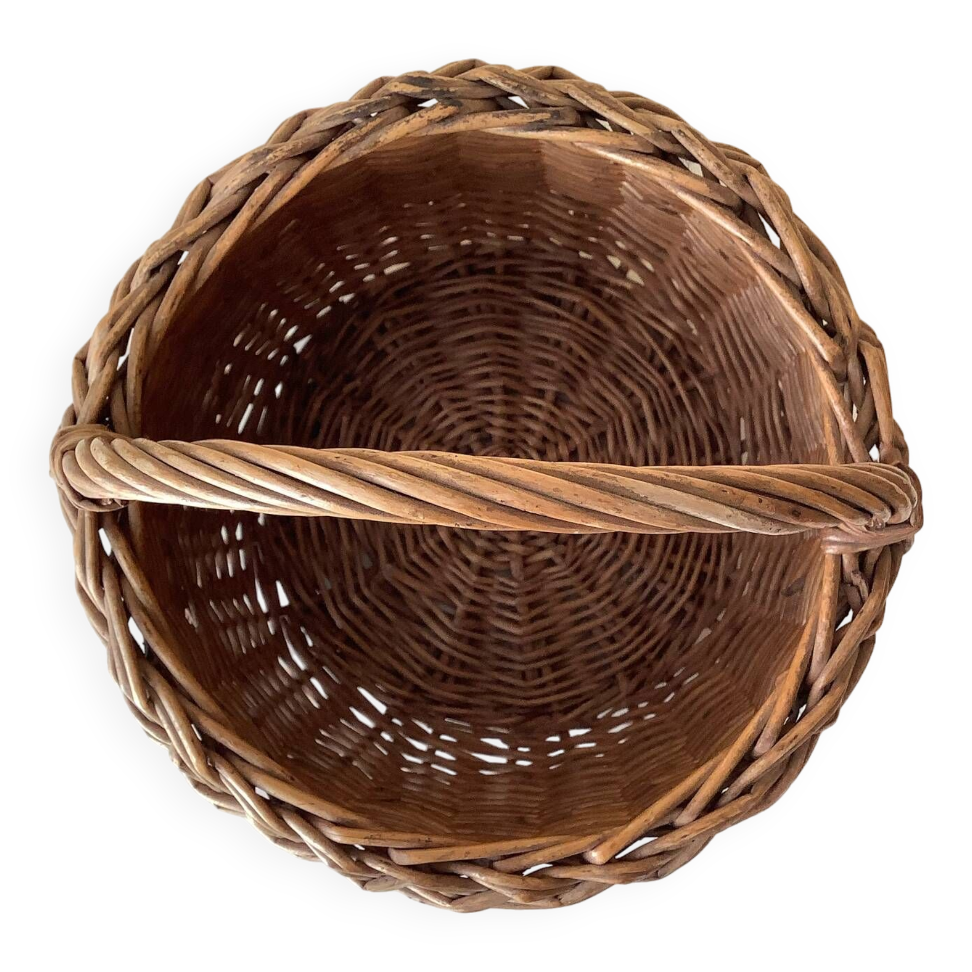 Small round basket