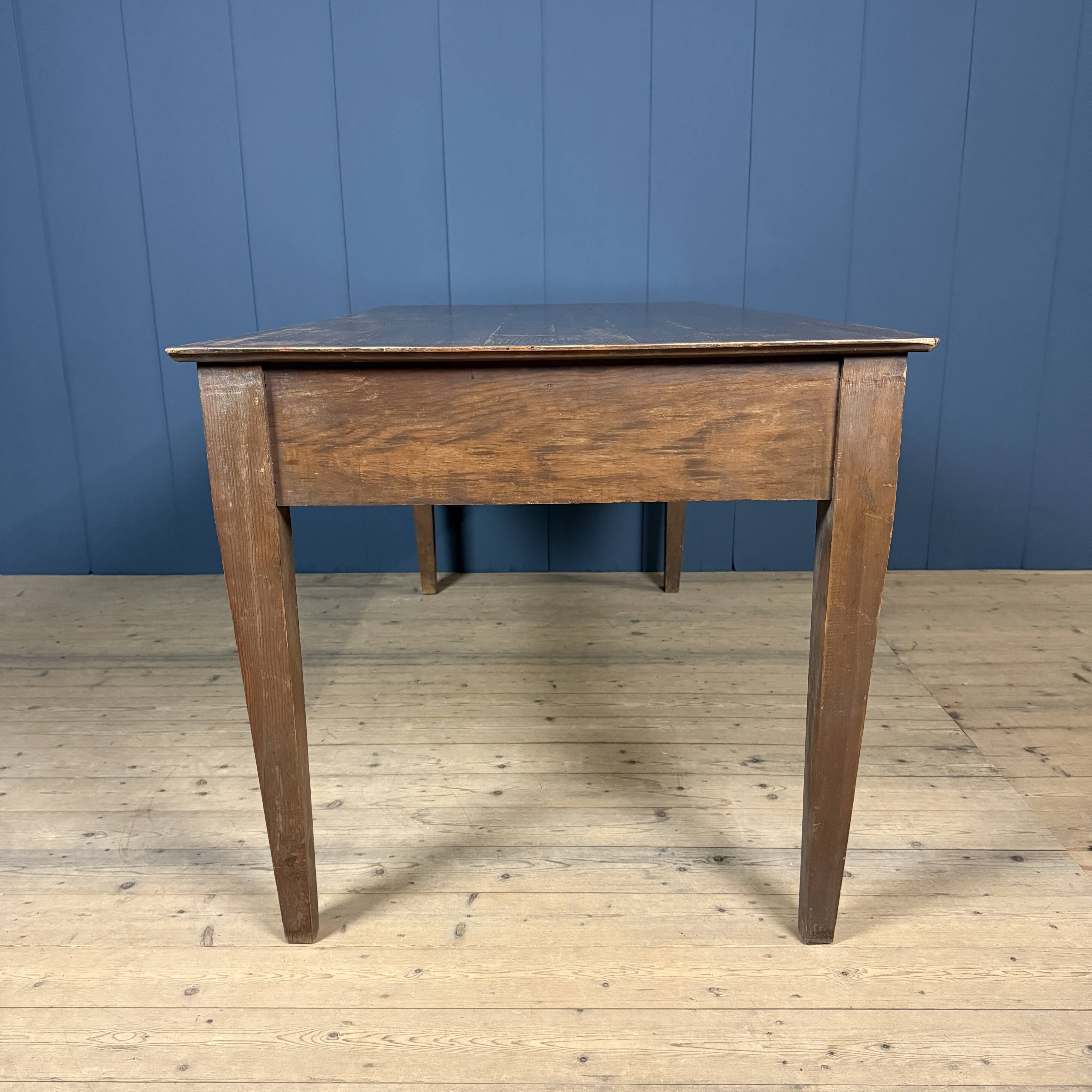 Old decorated wooden kitchen table