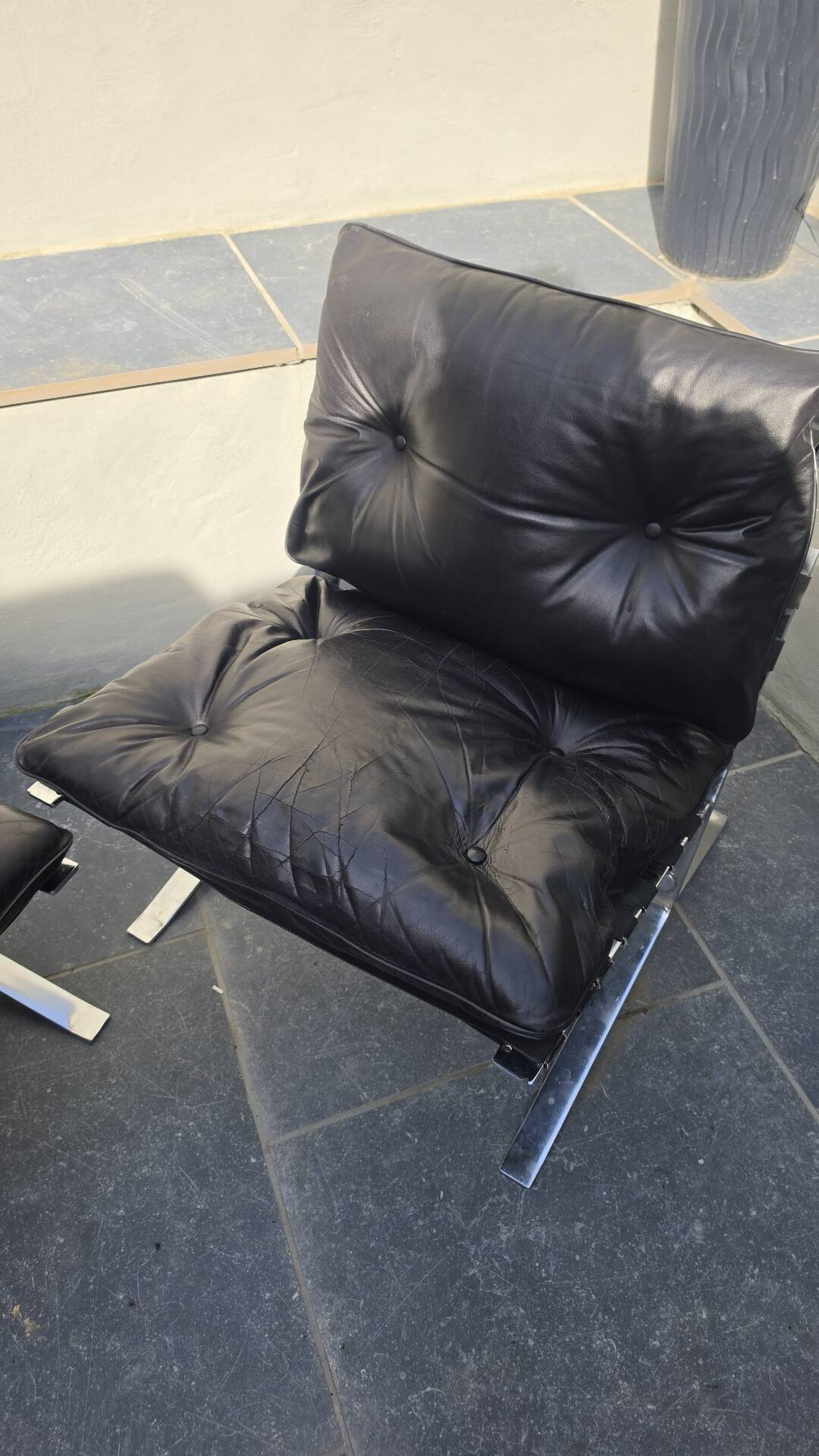 Pair of leather armchairs "Joker" by Olivier Mourgue for Aireborne 1964