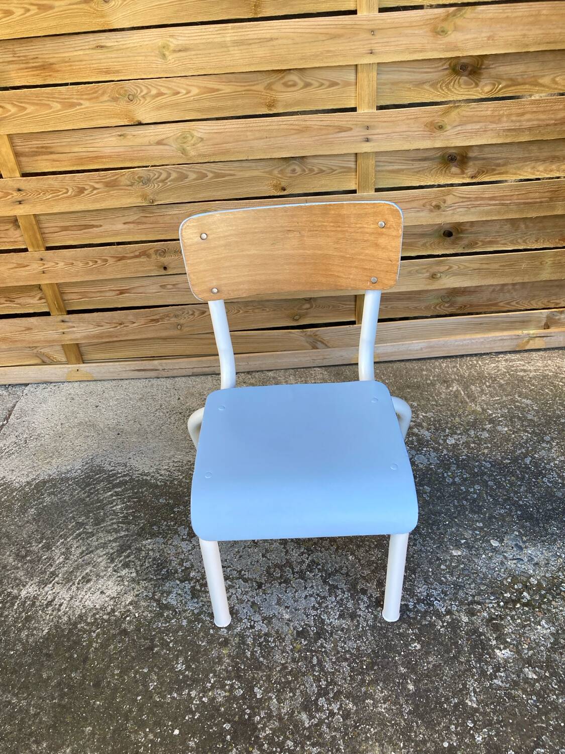 Kindergarten desk and chair