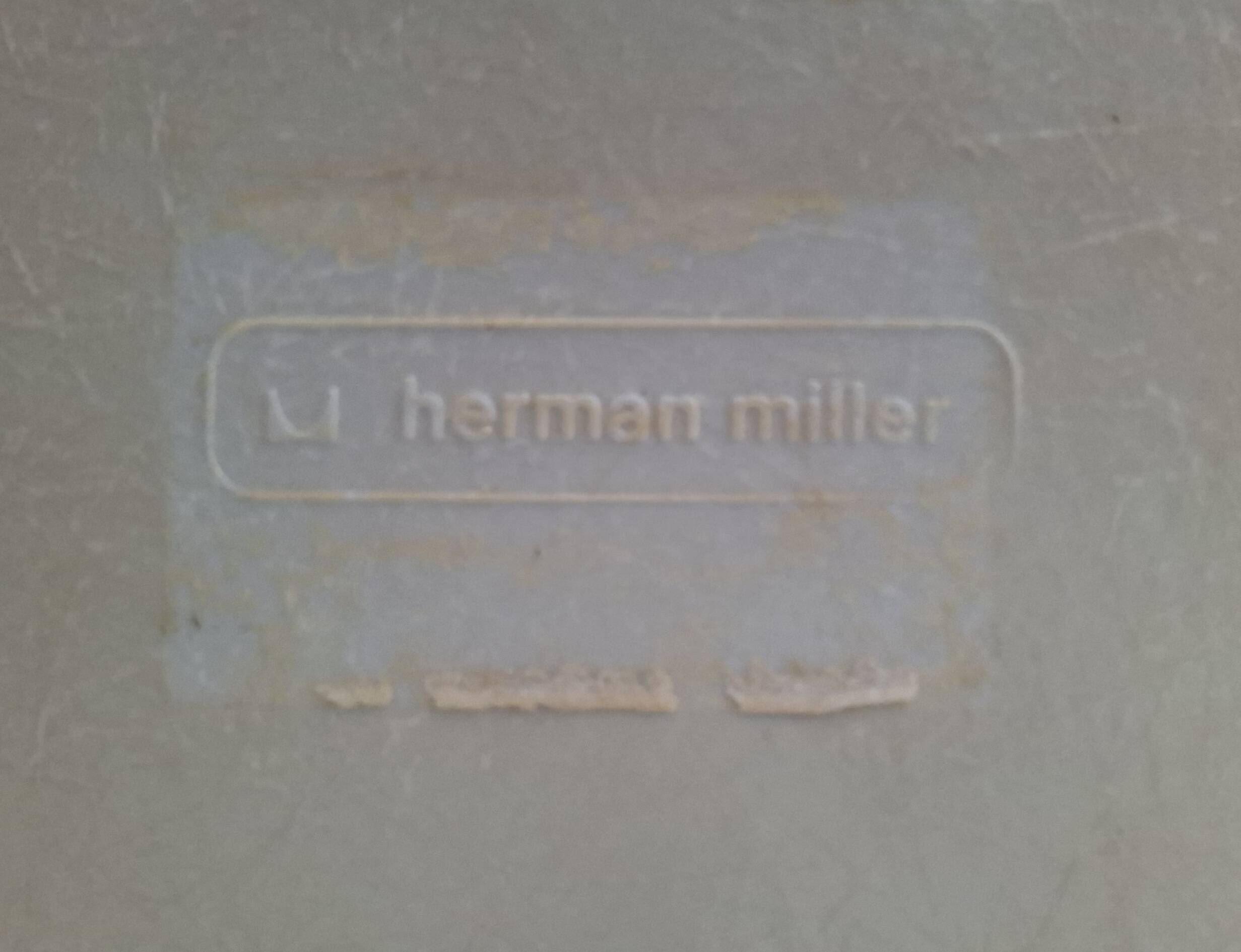 4 dsw fibre herman miller