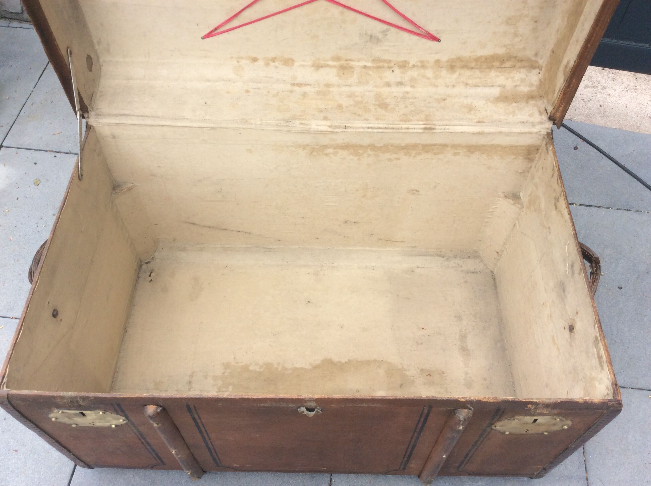 Luxury travel trunk 19 eme