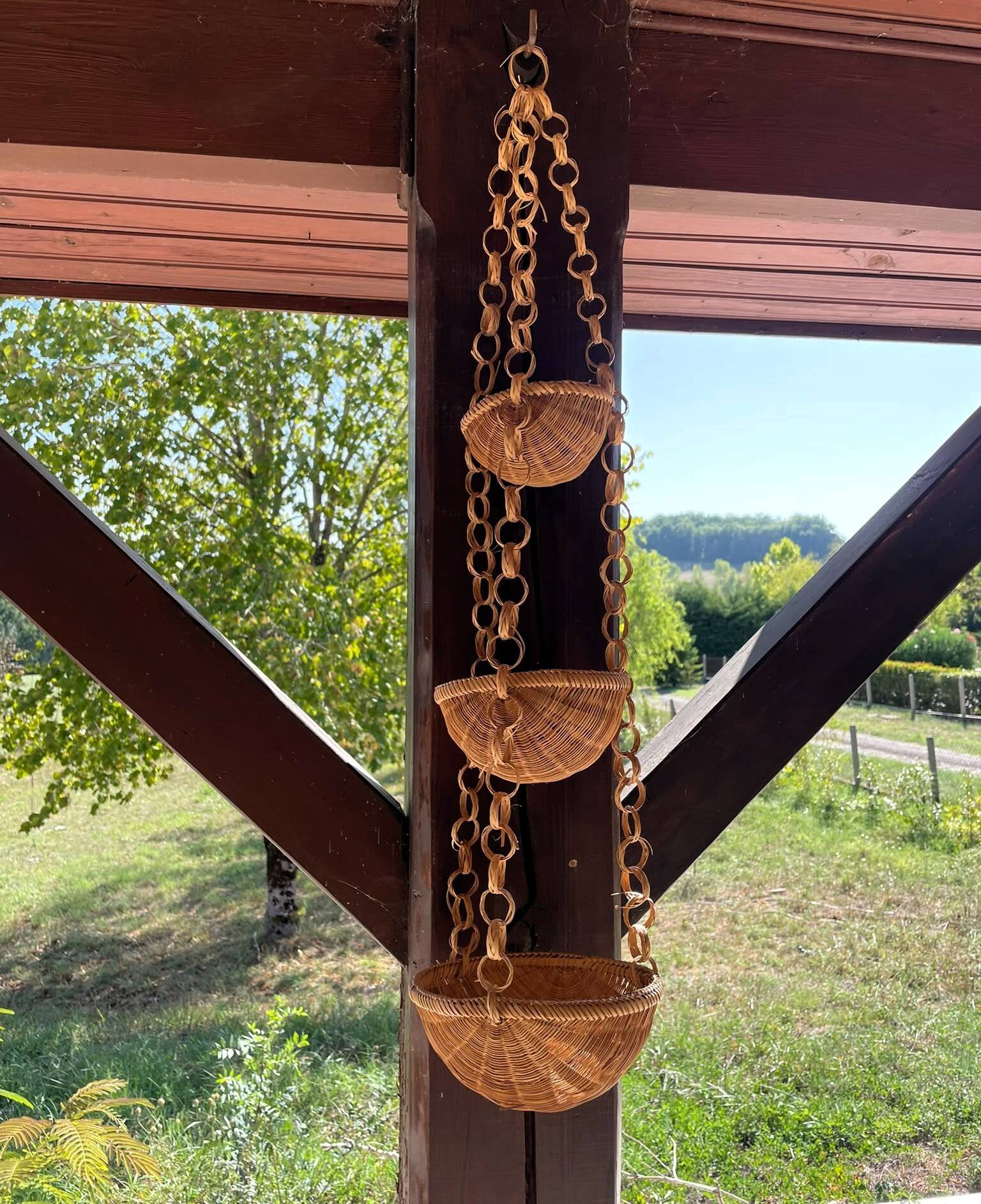 Panier suspendu tressé vintage