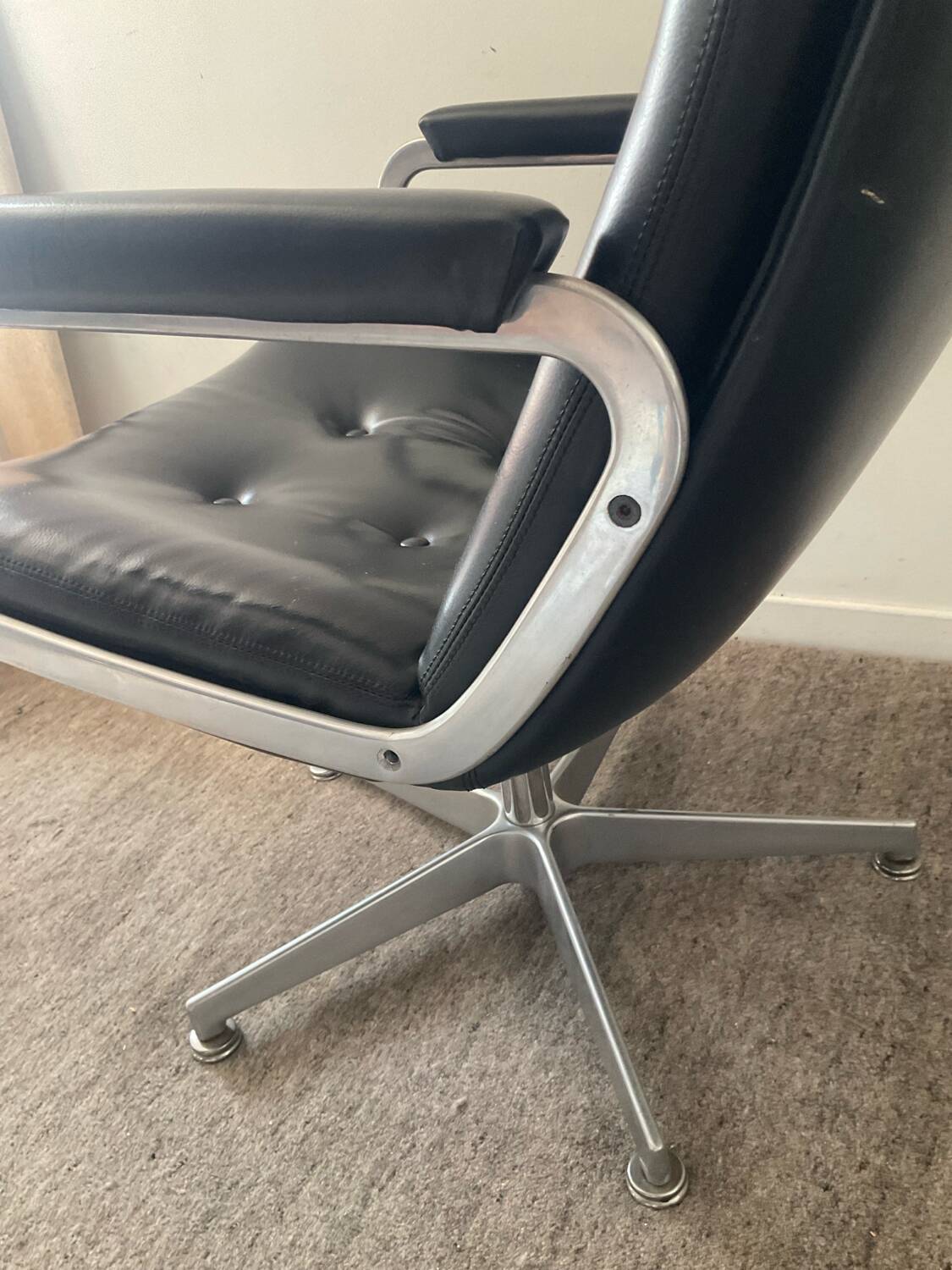 Artifort armchair by Geoffrey Harcourt from the 60s-70s