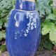Vase bleu porcelaine de Limoges