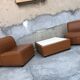 Fauteuils et table basse 1970