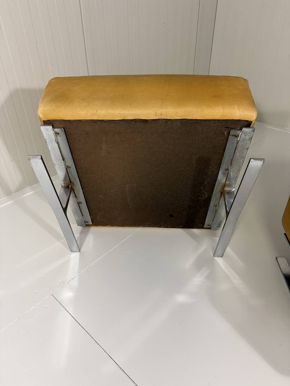 Special lounge chairs chrome & leather 1960’s