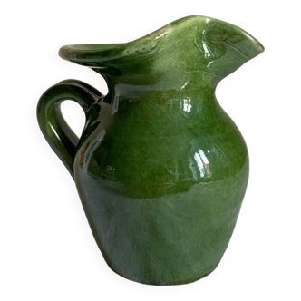 Provençal pitcher in green glazed earthenware