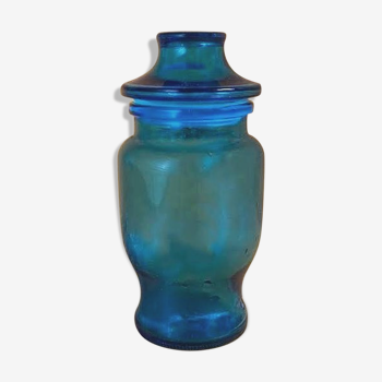 Blue apothecary pot brand Lever