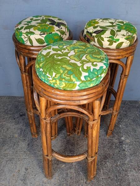 3 vintage high rattan bar stools 1970