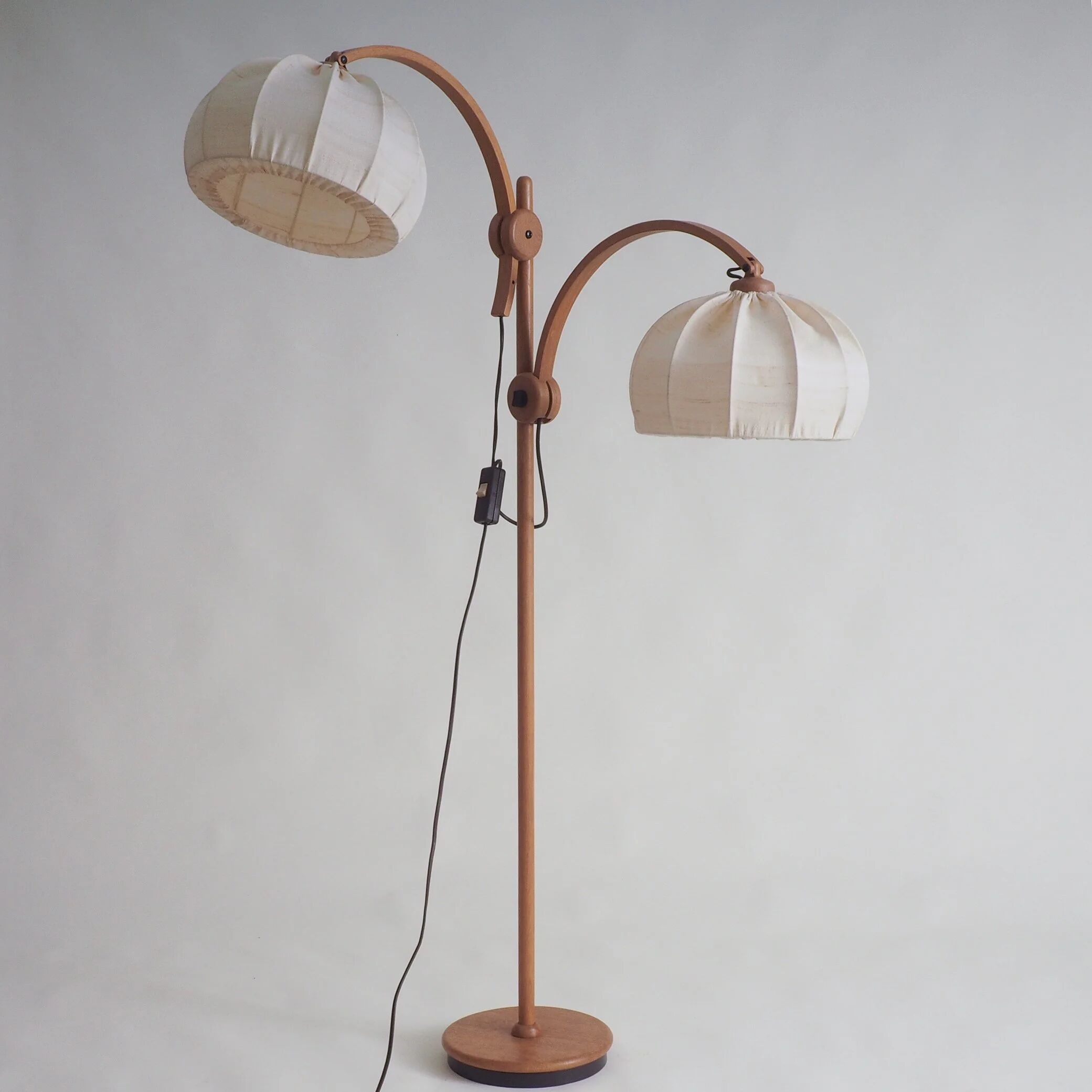 Teak floor lamp with 2 lampshades by Domus