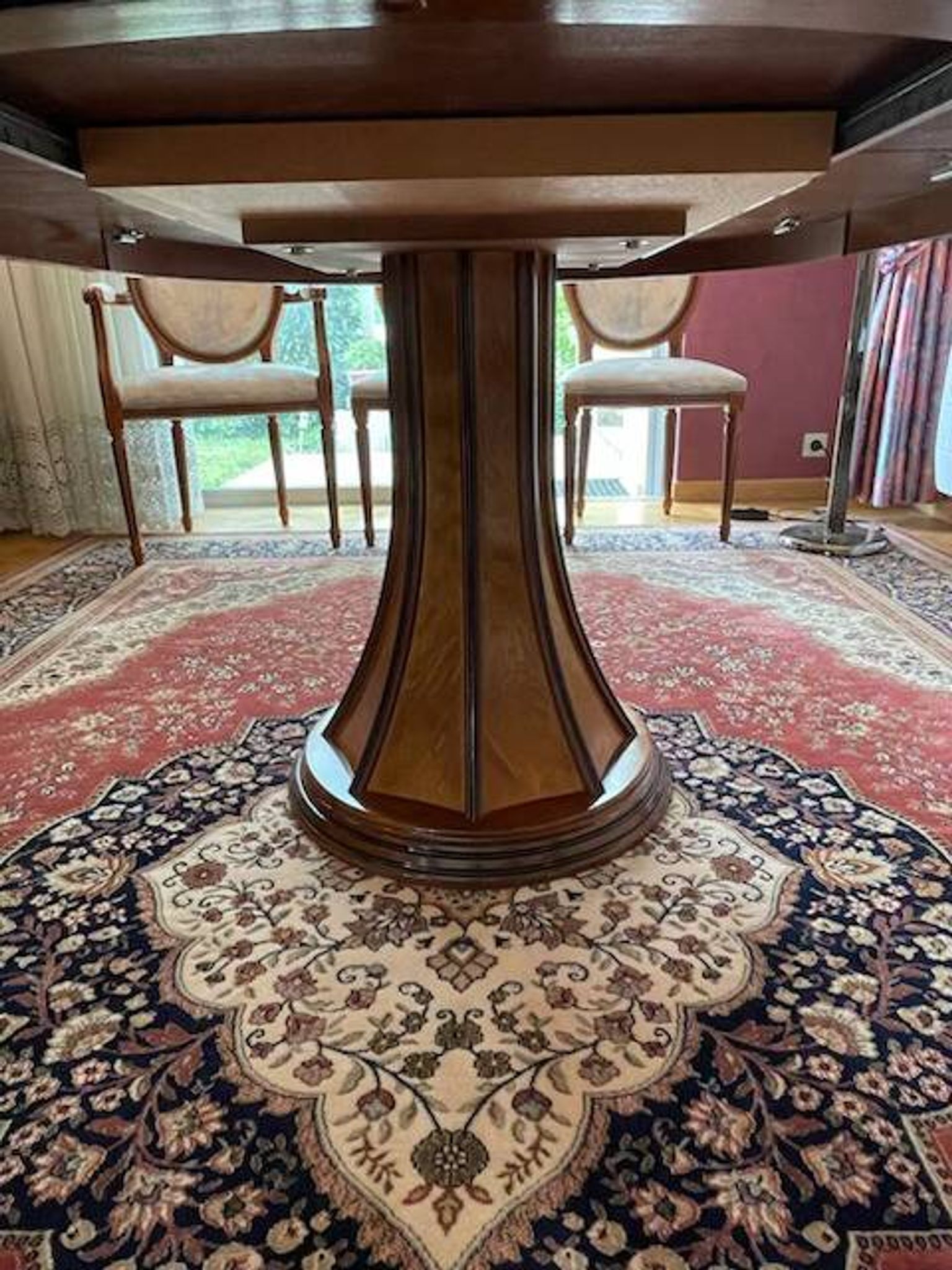 La table tulipe