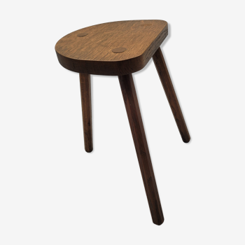 Cowherd stool half round tripod