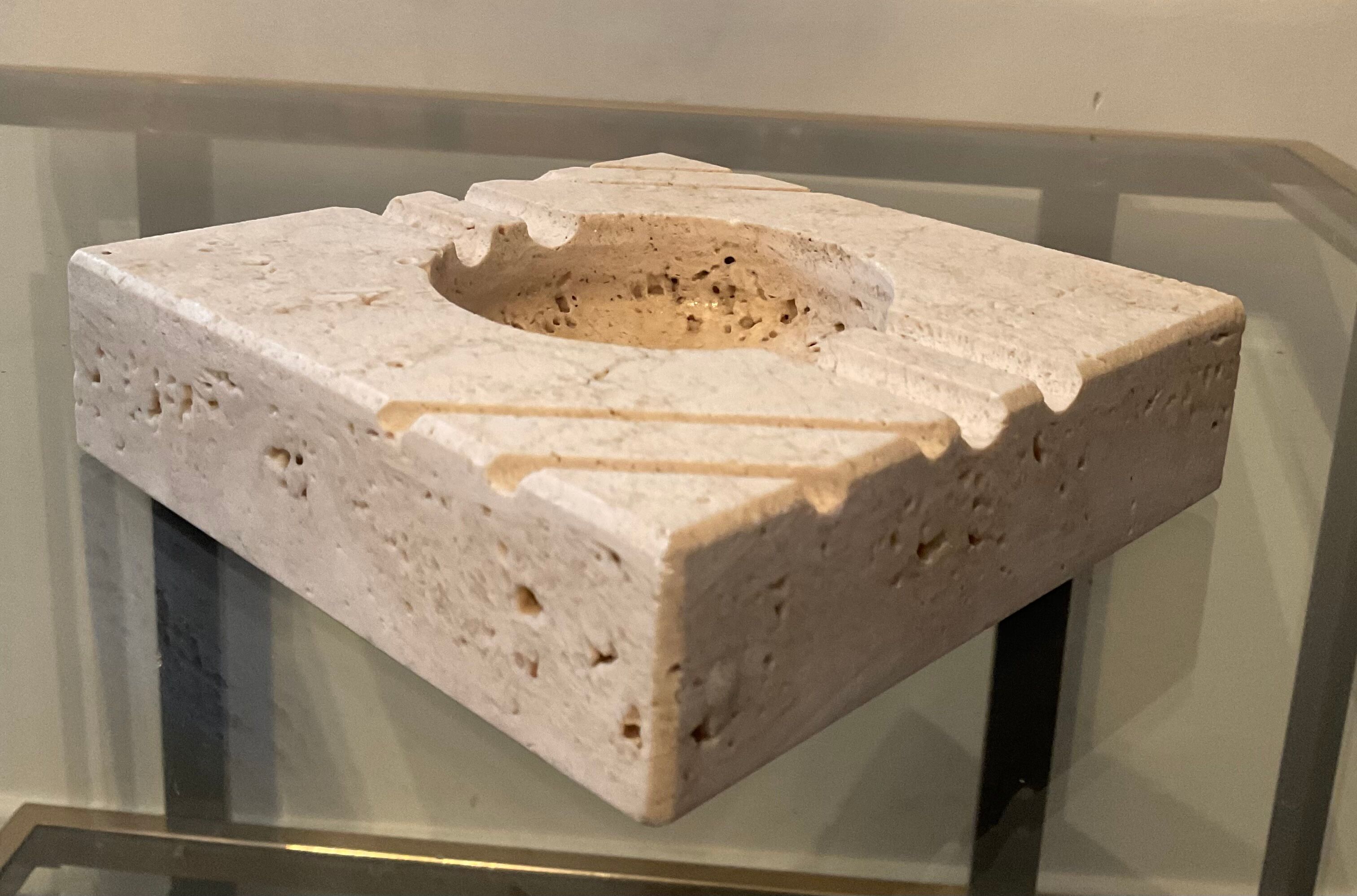 Empty ashtray pocket Cerri Nestore in travertine