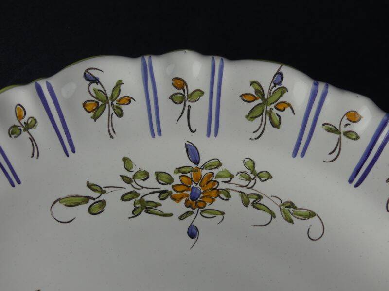 Earthenware plate from Martres Tolosane, 31.5 cm