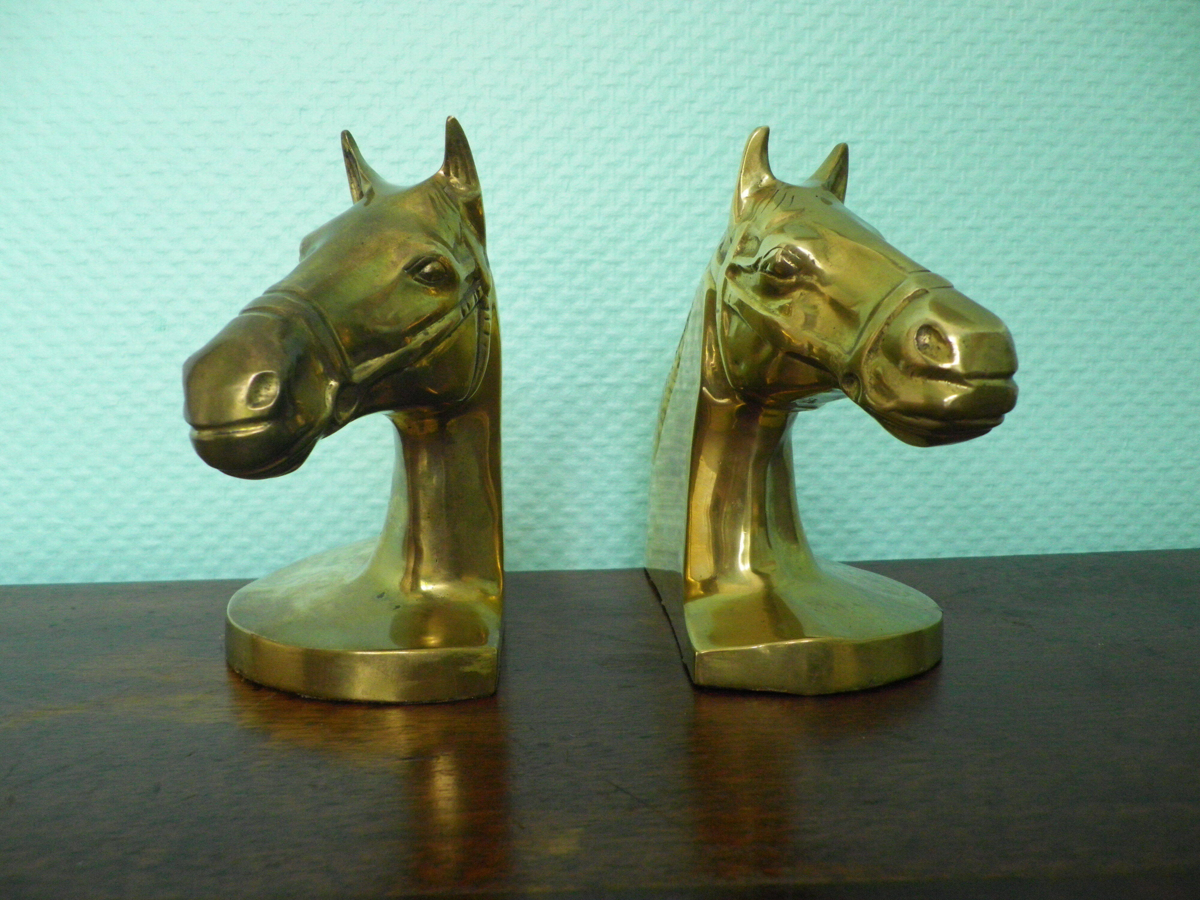 2 Horse-shaped bookends  in brass