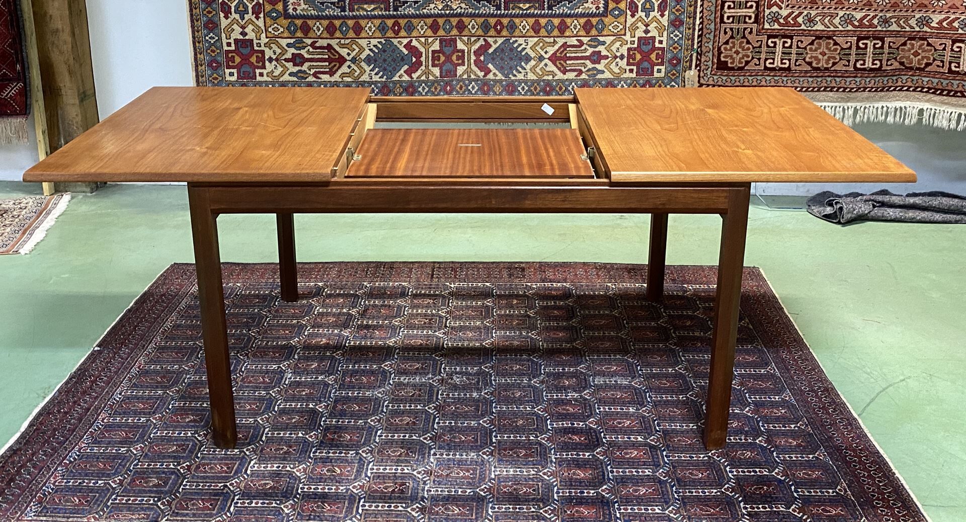 70s English teak table with a butterfly extension