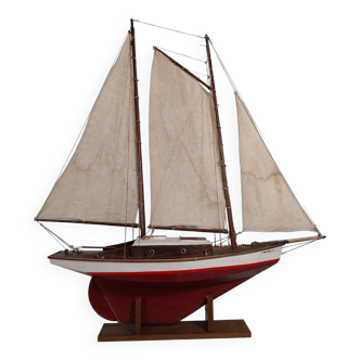 Model sailing 1950