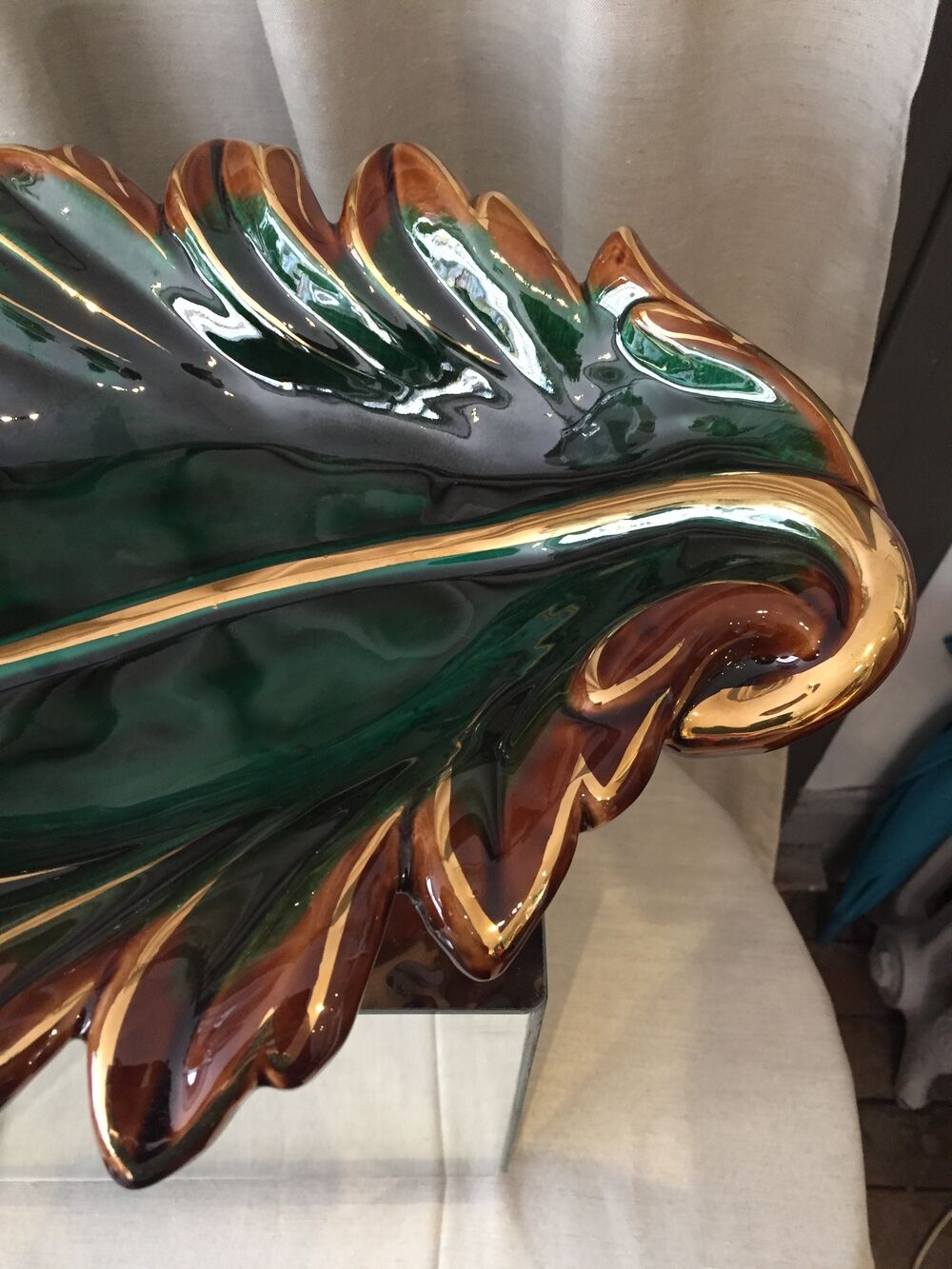 Coupe a fruits en forme de feuille vintage signe rb