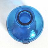 Carafe with blue Empoli stopper from the 70s Height 24.5 cm