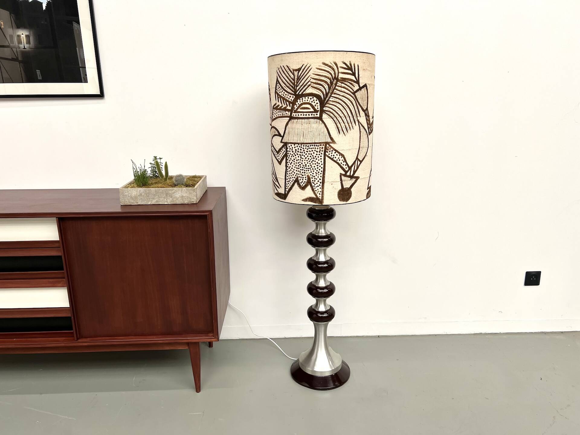 Modernist aluminum floor lamp