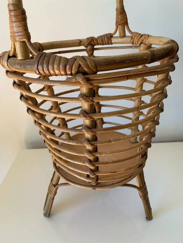 Vintage tripod plant/book holder in rattan – Mid-Century circa 1960